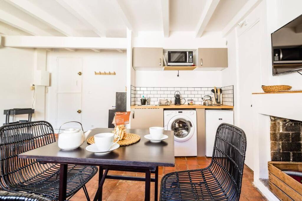 Hypercentre Terrasse Clim Duplex Apartment Aix-en-Provence